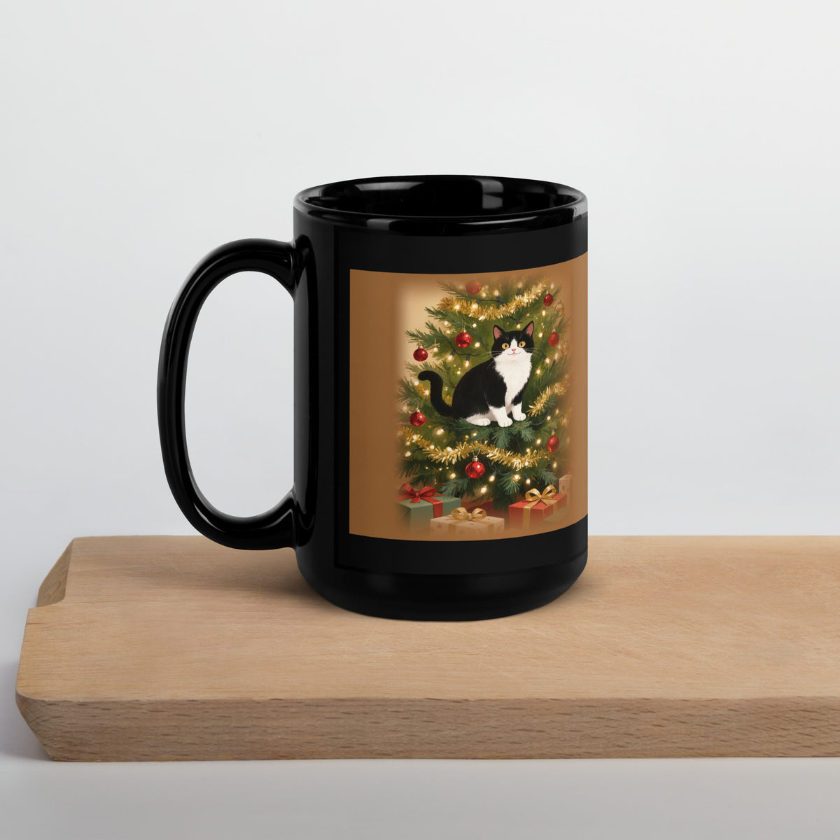 christmas cat portrait – lifestyle photo, handle on left – Up the Christmas Tree Mug